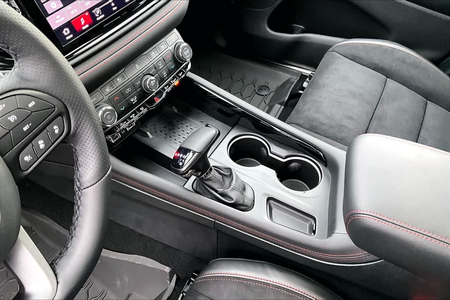 Thumbnail: 2026 Dodge Durango - 17