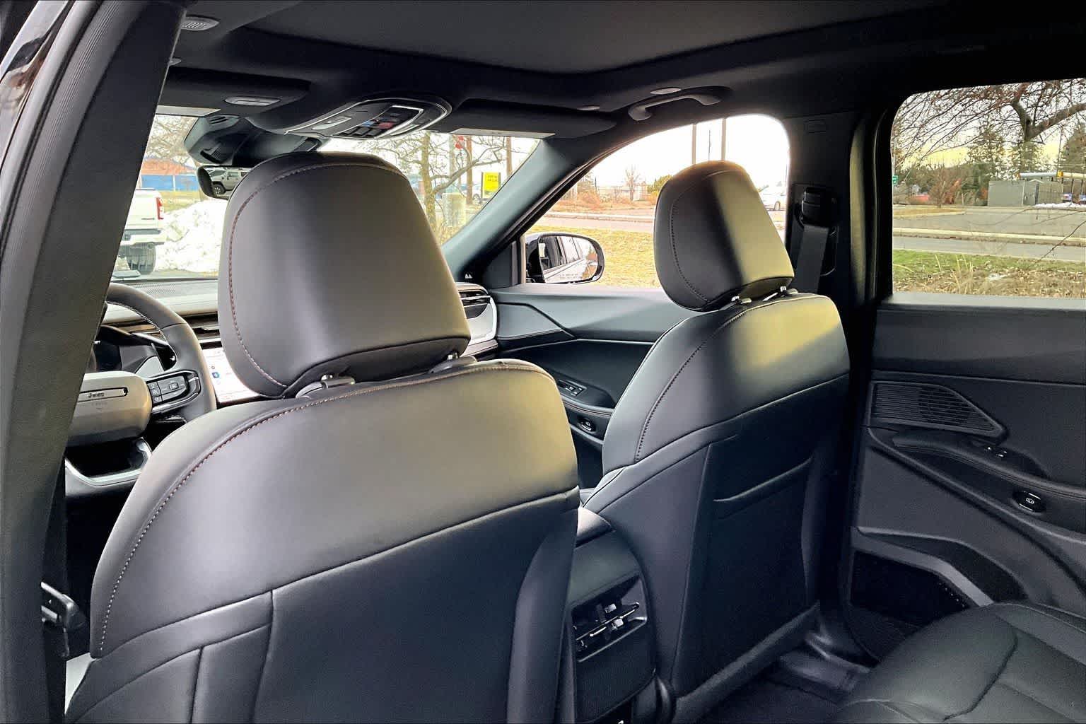 Thumbnail: 2026 Jeep Cherokee - 12