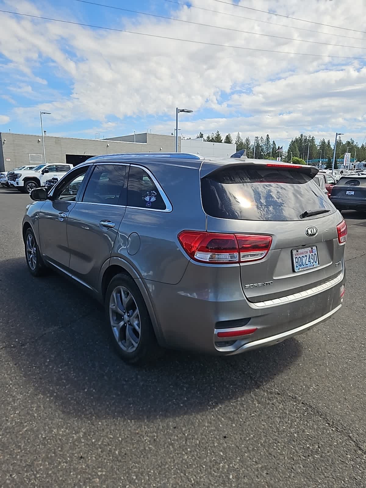 Thumbnail: 2017 Kia Sorento - 6
