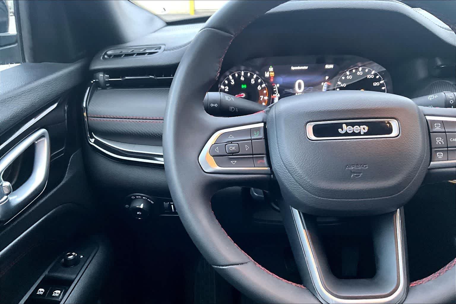 Thumbnail: 2024 Jeep Compass - 25