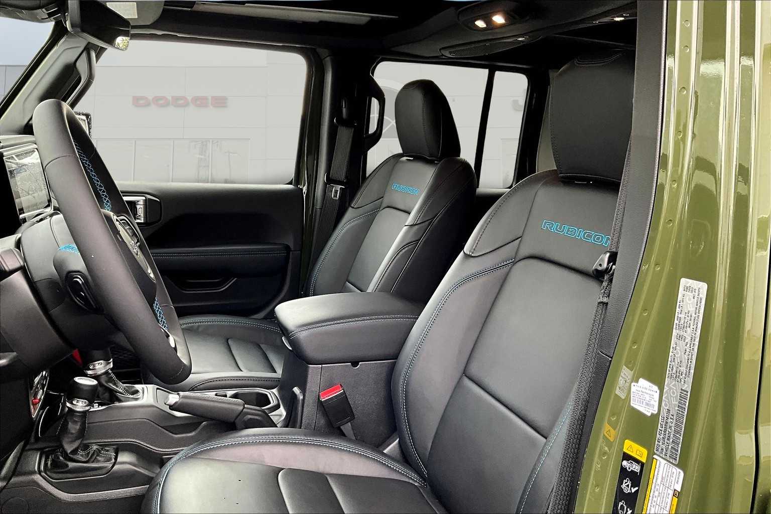 Thumbnail: 2024 Jeep Wrangler - 11