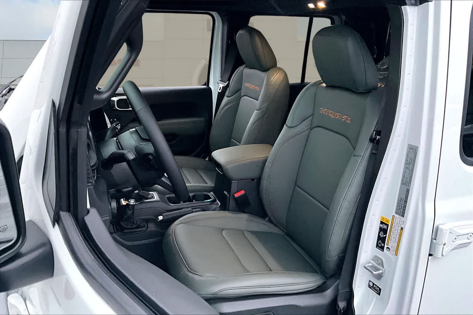 Thumbnail: 2026 Jeep Gladiator - 11