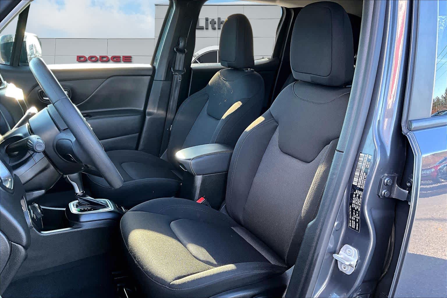 Thumbnail: 2023 Jeep Renegade - 11