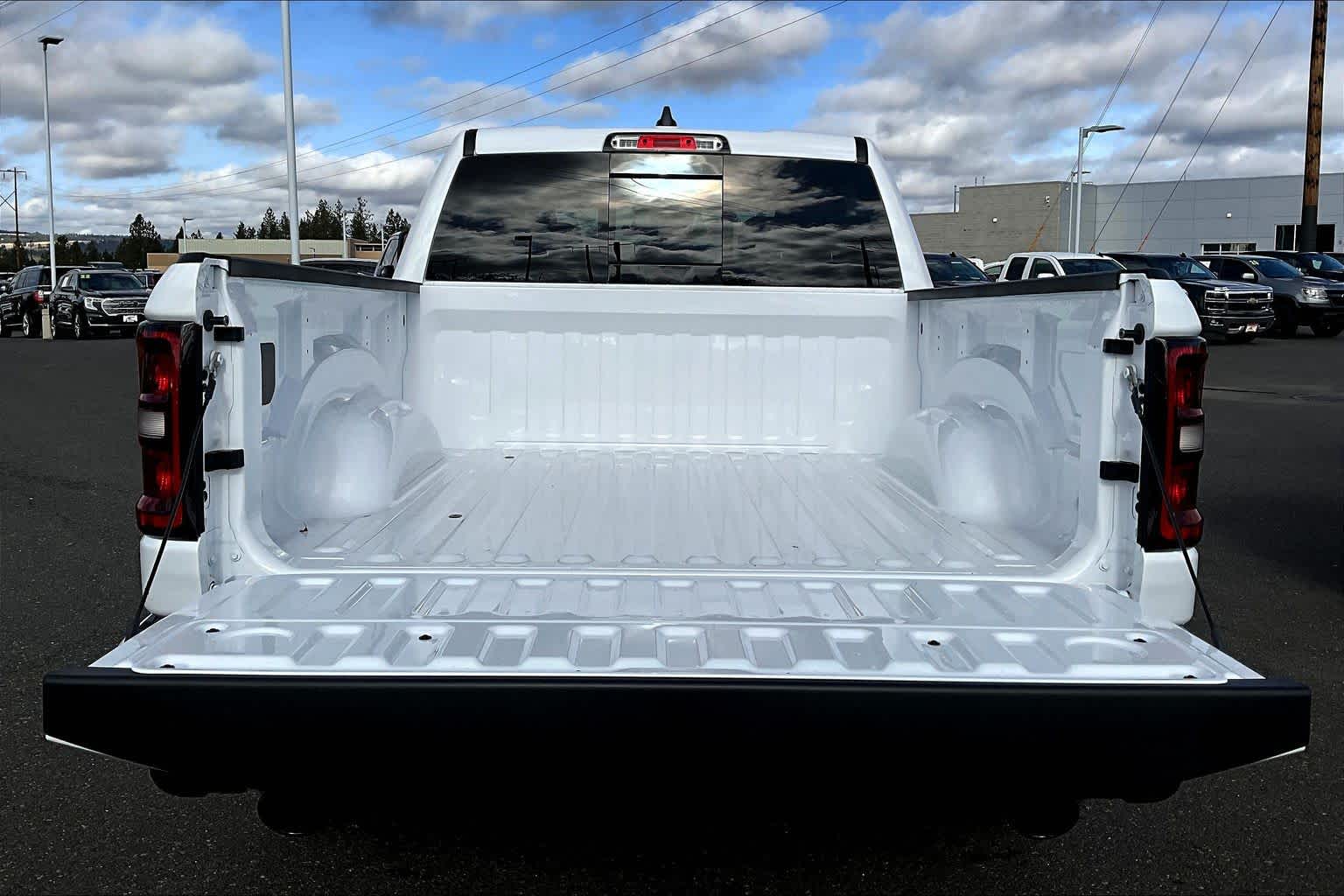 Thumbnail: 2026 RAM 1500 - 19