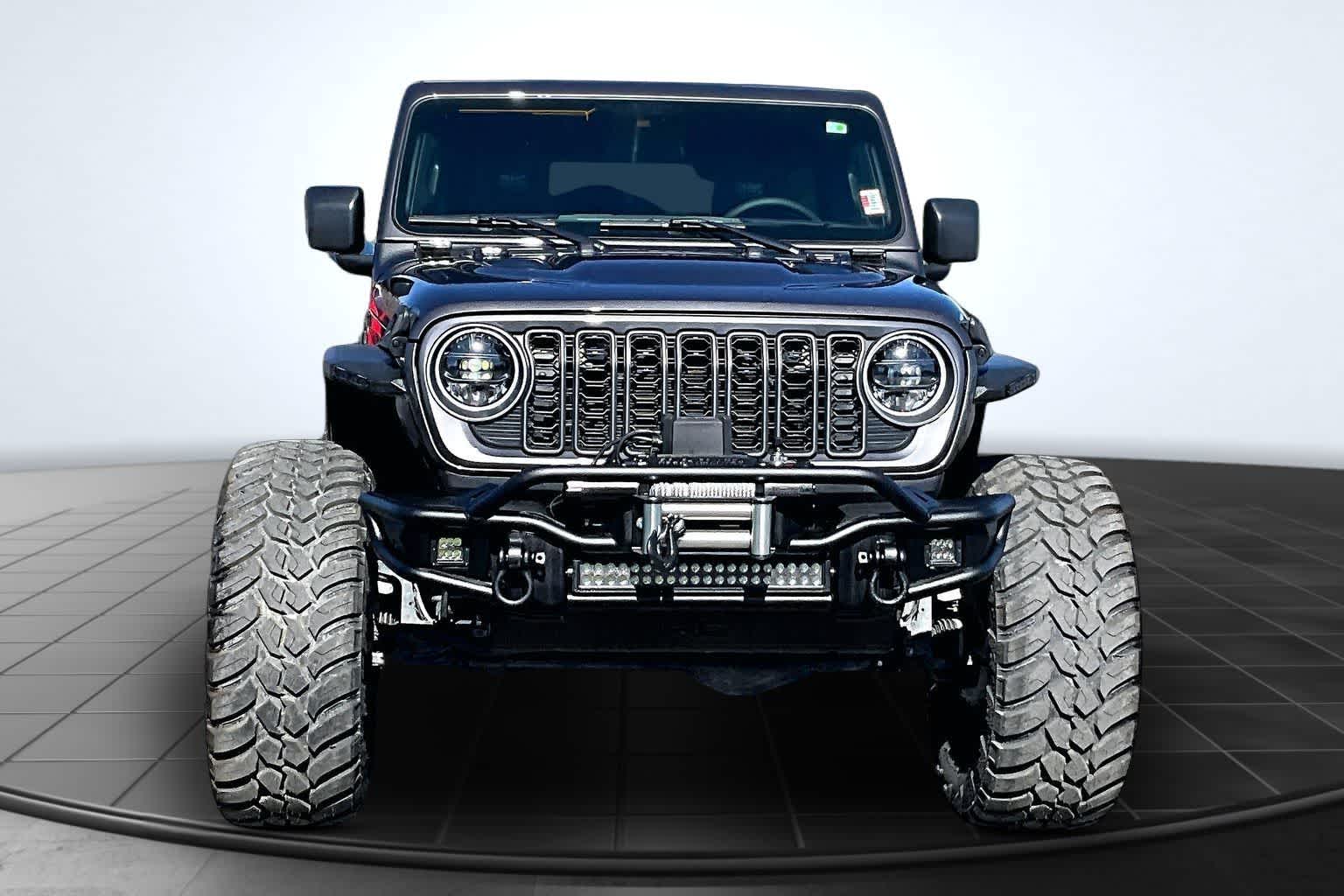 Thumbnail: 2025 Jeep Wrangler - 5
