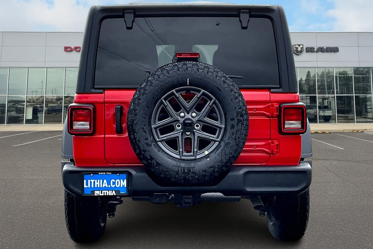 Thumbnail: 2025 Jeep Wrangler - 4