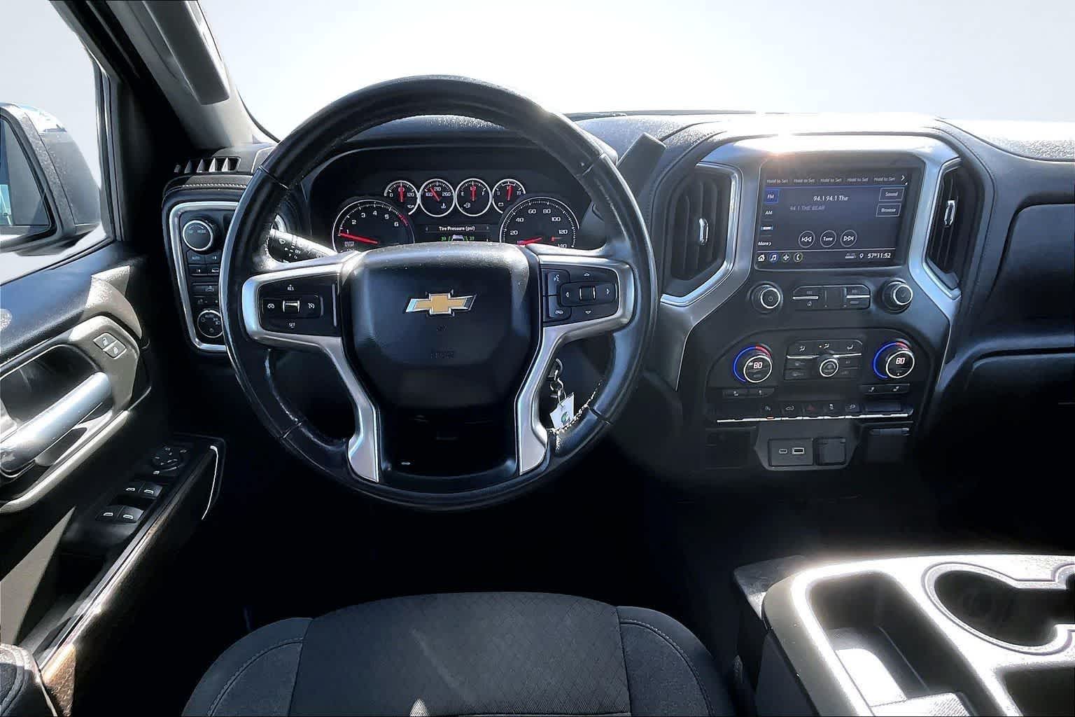 Thumbnail: 2021 Chevrolet Silverado 1500 - 15