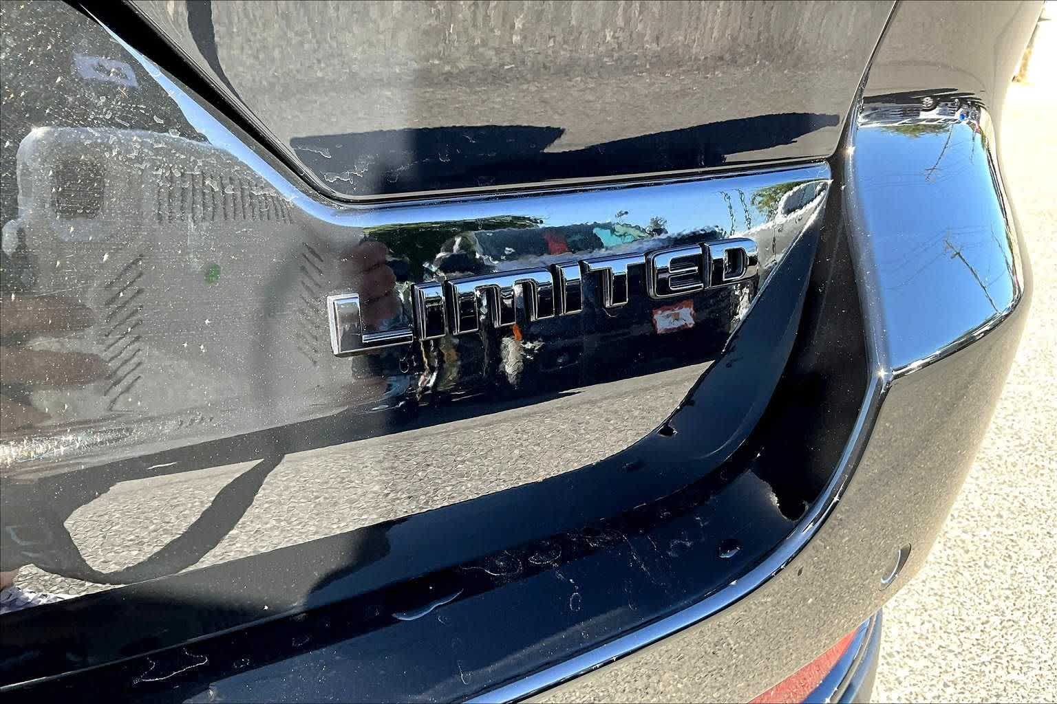 Thumbnail: 2025 Jeep Grand Cherokee - 8