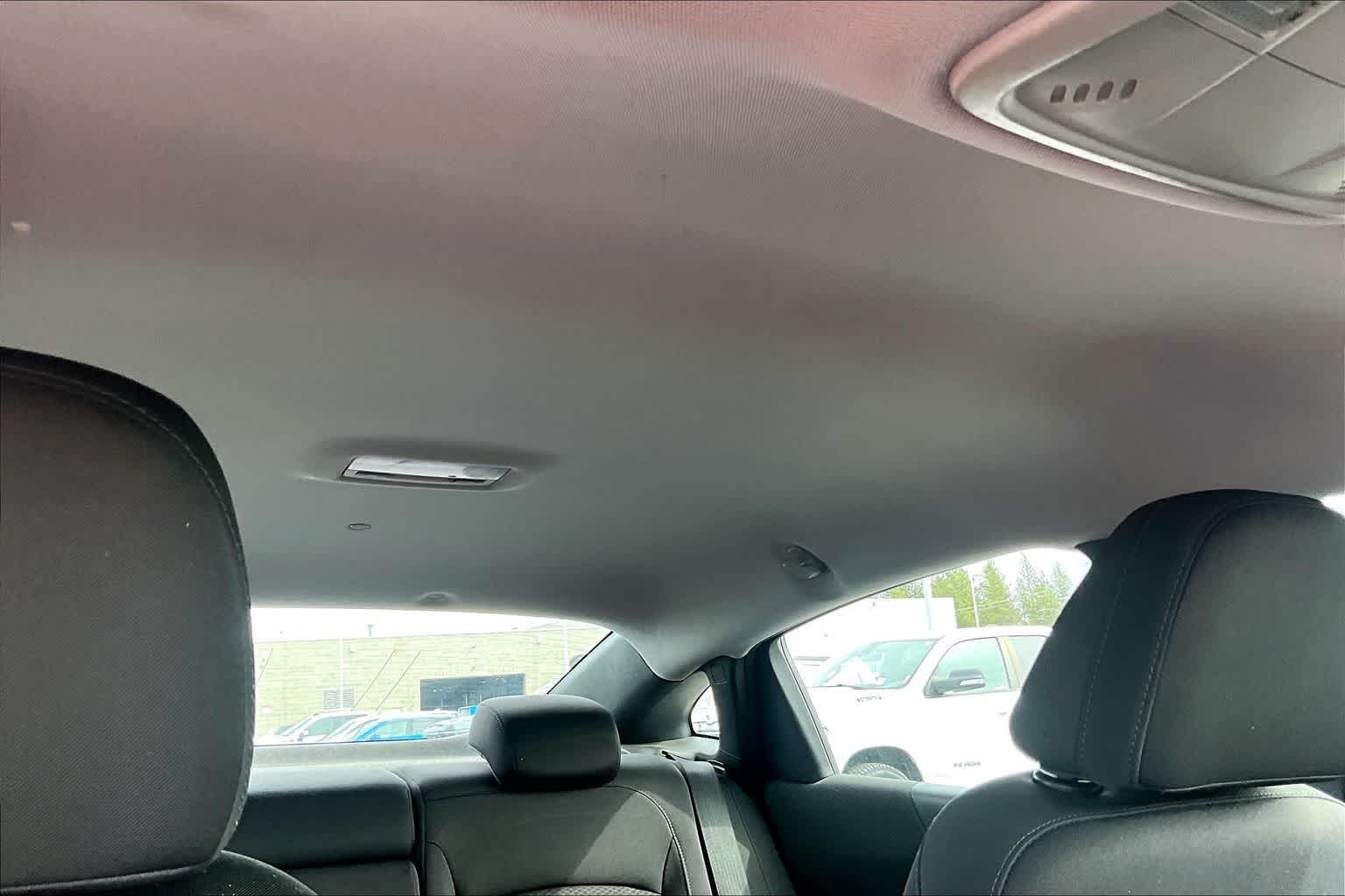 Thumbnail: 2021 Chevrolet Malibu - 30