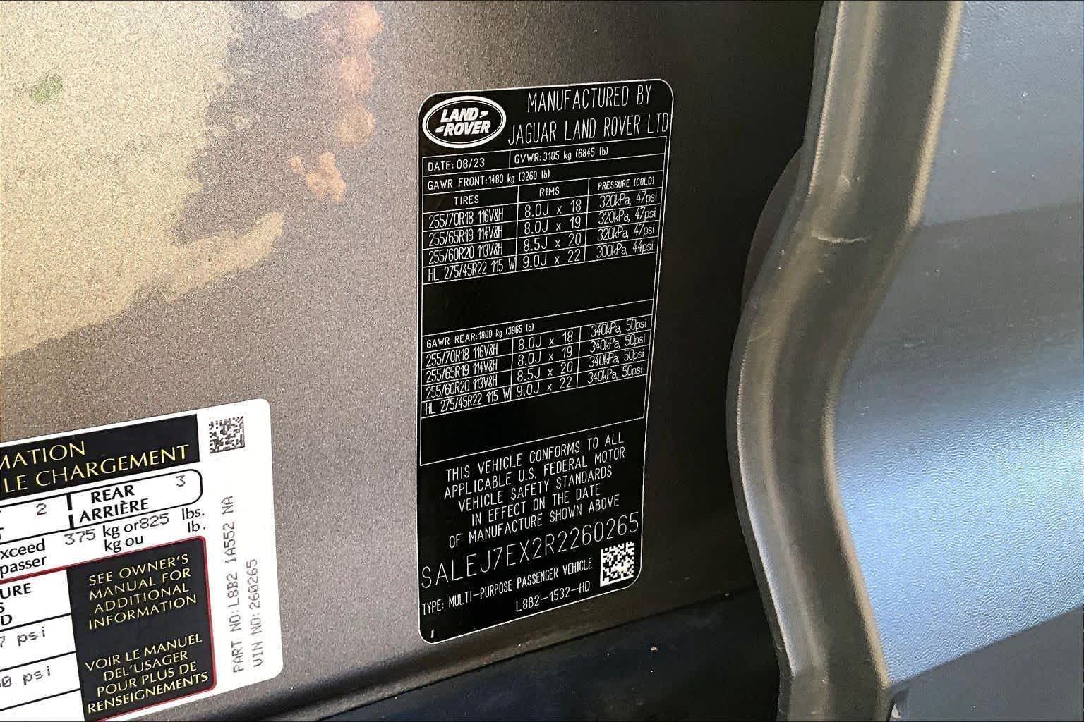 Thumbnail: 2024 Land Rover Defender - 21