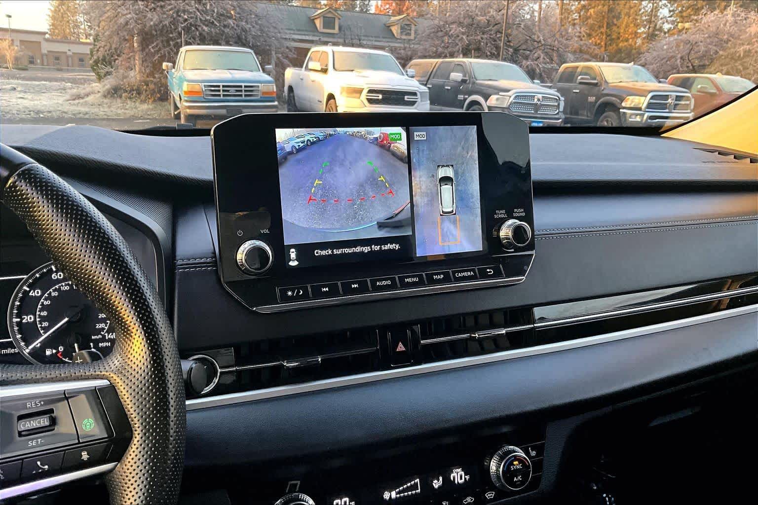 Thumbnail: 2024 Mitsubishi Outlander - 27