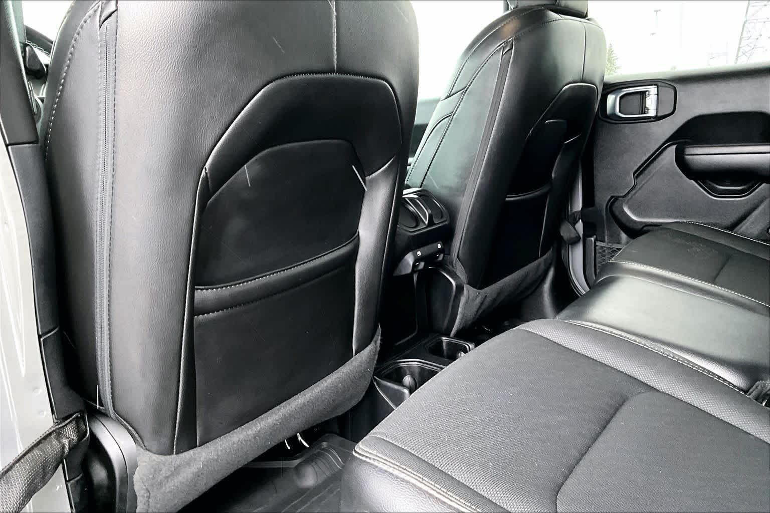 Thumbnail: 2021 Jeep Gladiator - 12