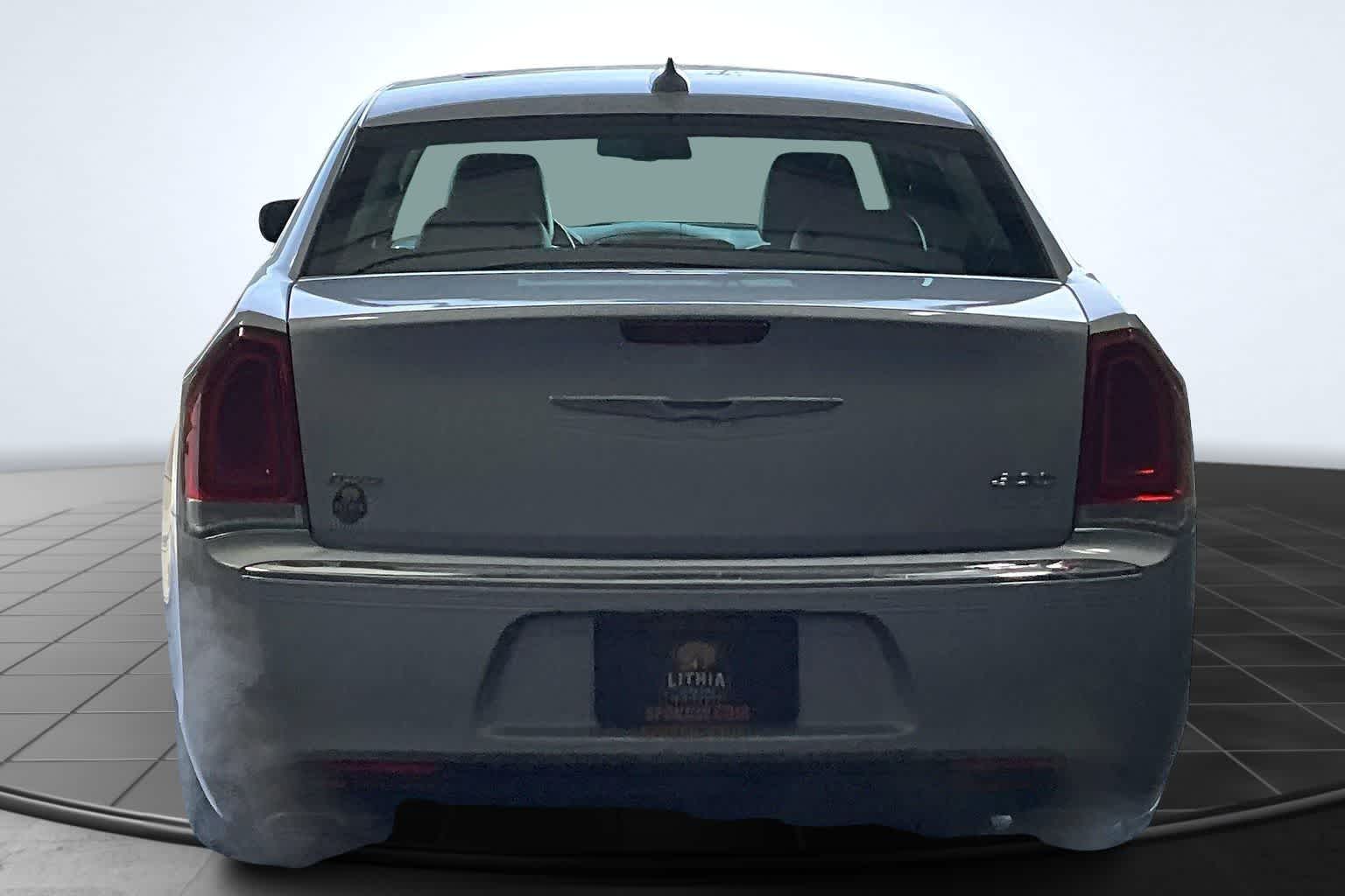 Thumbnail: 2020 Chrysler 300 - 5