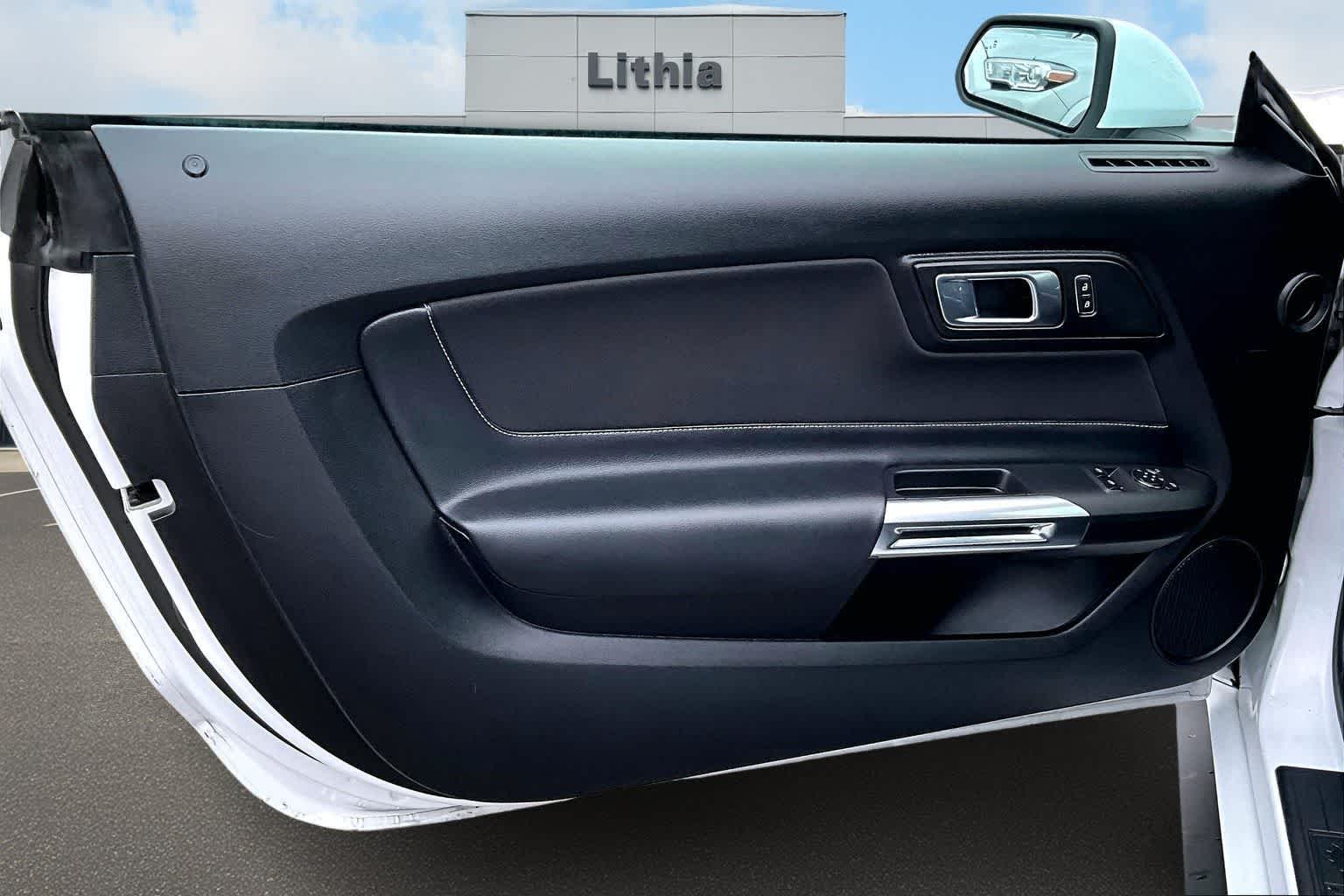 Thumbnail: 2022 Ford Mustang - 27