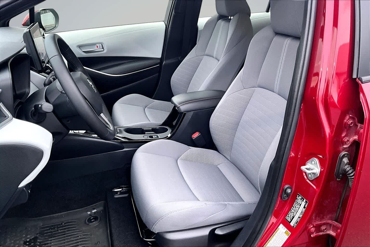 Thumbnail: 2025 Toyota Corolla - 11