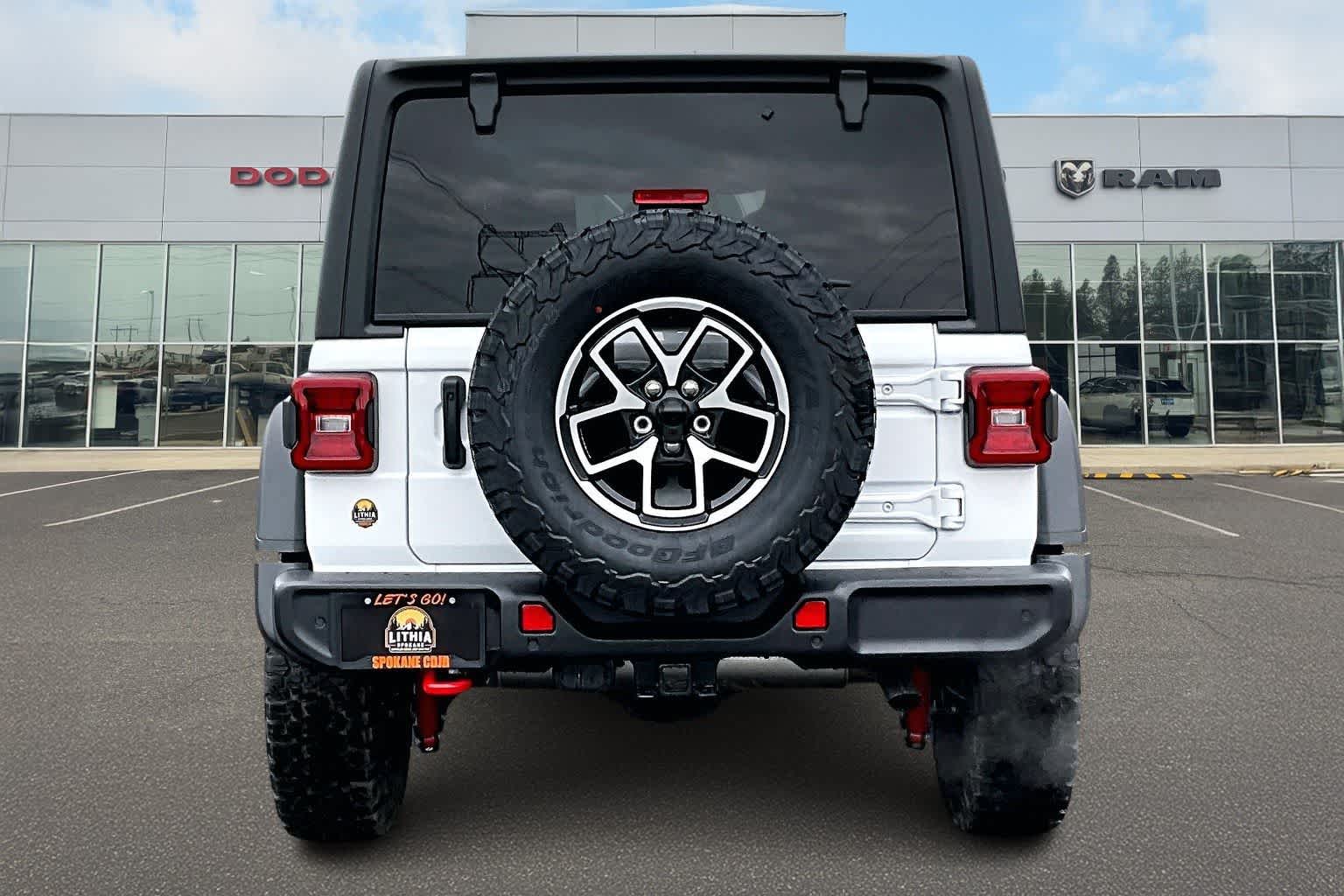 Thumbnail: 2026 Jeep Wrangler - 5