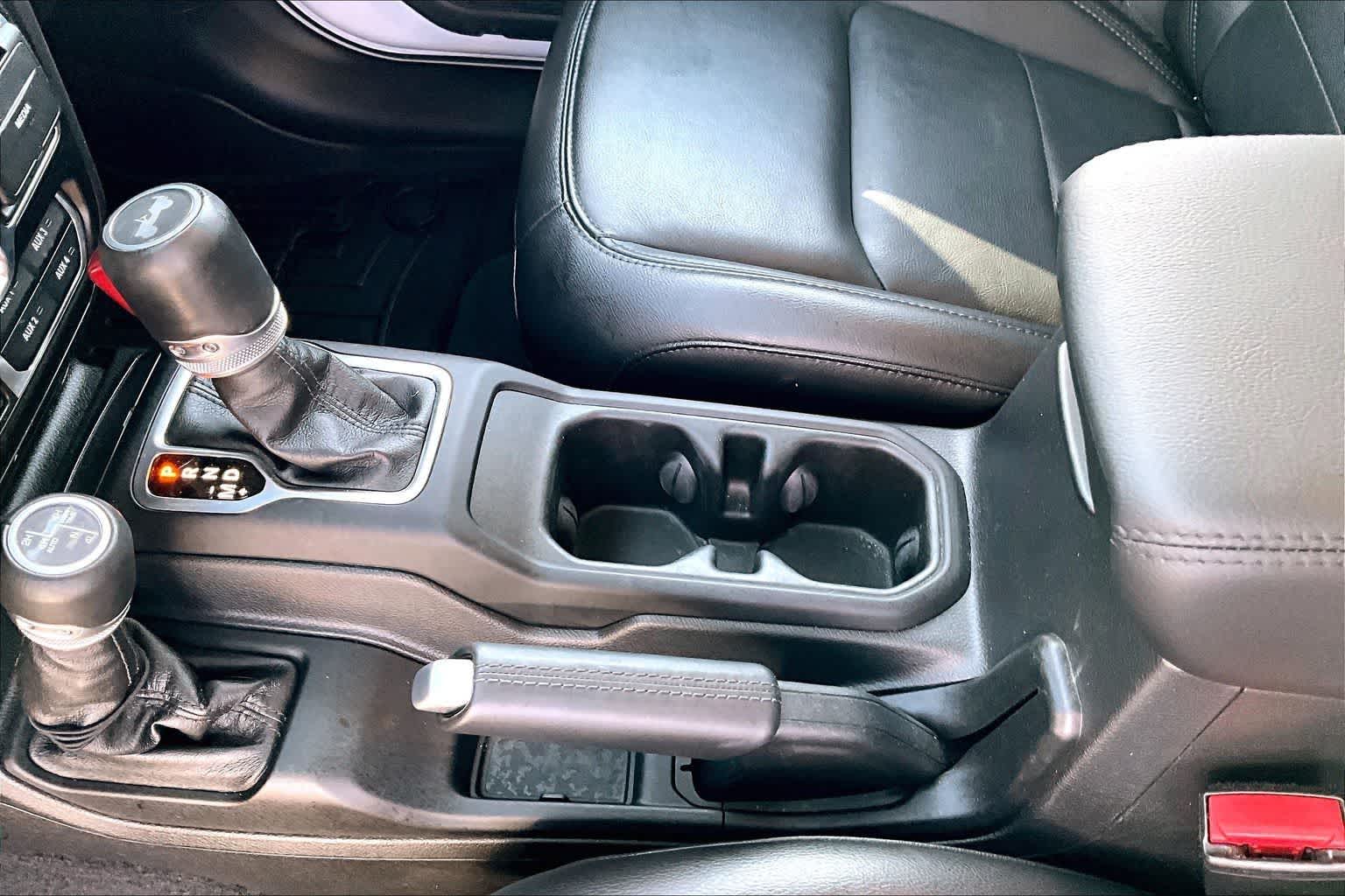 Thumbnail: 2023 Jeep Wrangler - 16