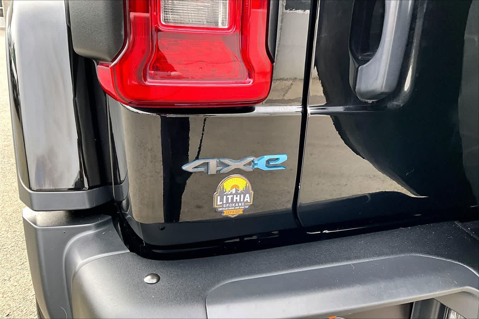 Thumbnail: 2024 Jeep Wrangler - 7