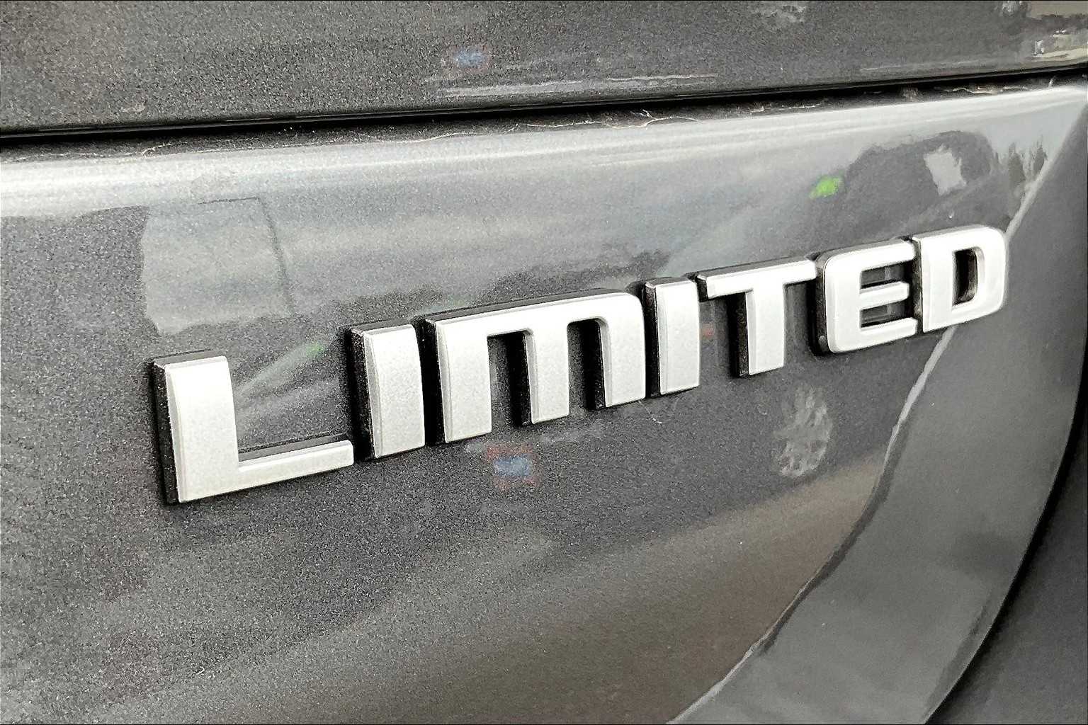 Thumbnail: 2025 Jeep Grand Cherokee L - 7