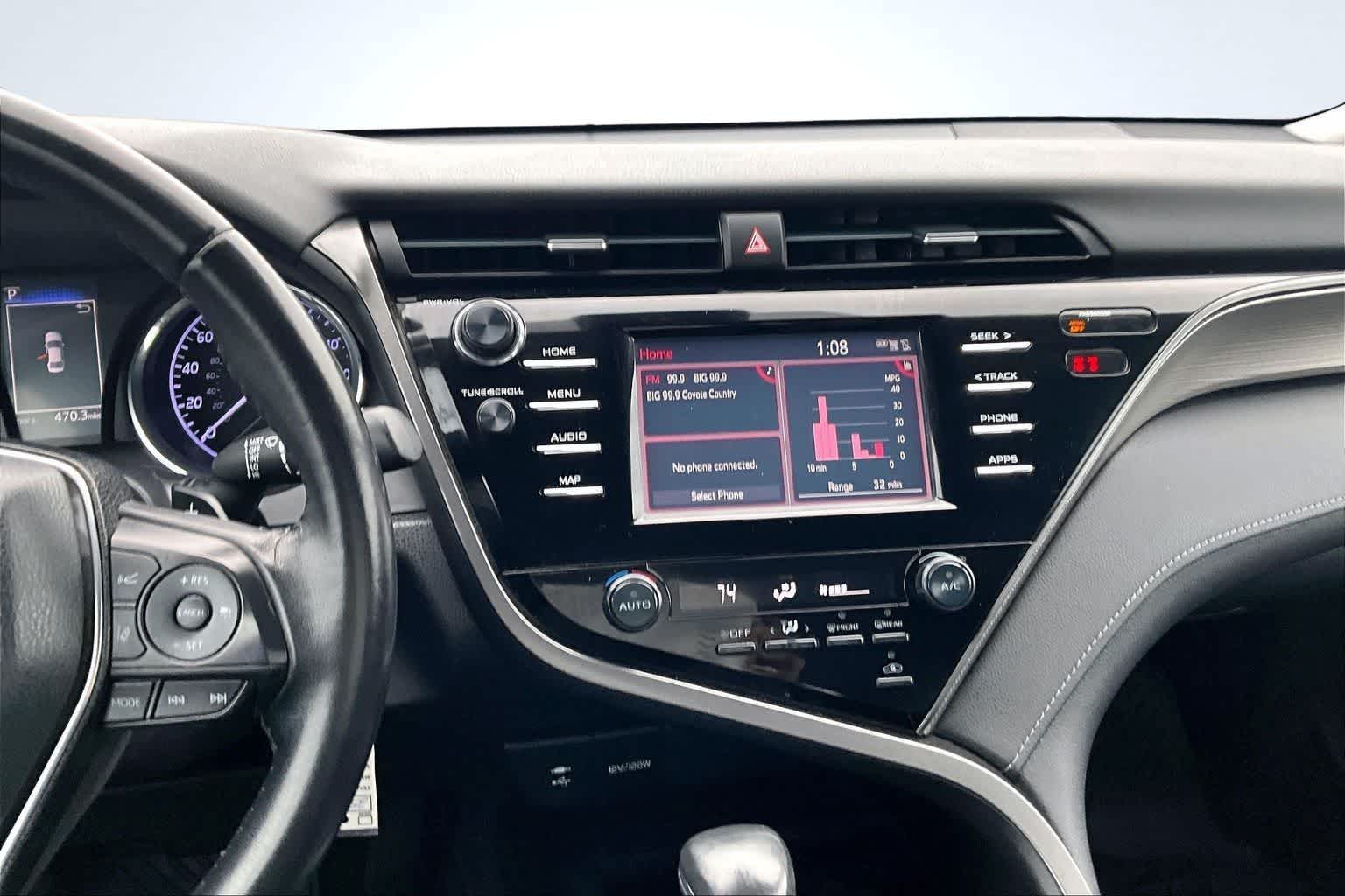 Thumbnail: 2019 Toyota Camry - 16