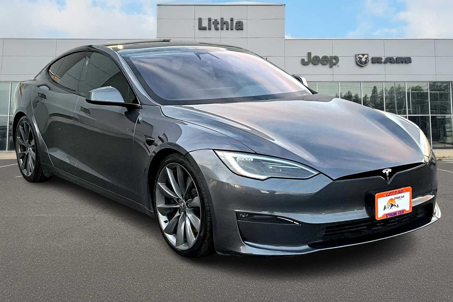 Thumbnail: 2022 Tesla Model S - 22