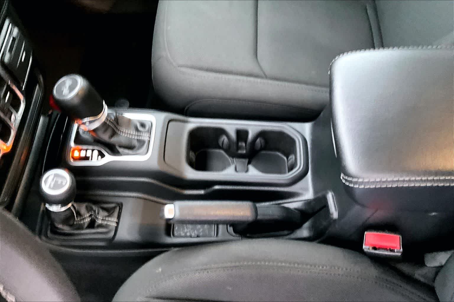 Thumbnail: 2023 Jeep Wrangler - 17