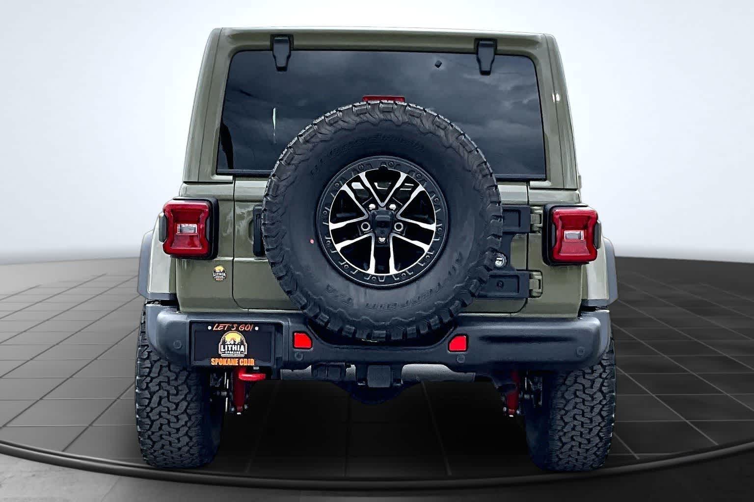 Thumbnail: 2026 Jeep Wrangler - 5