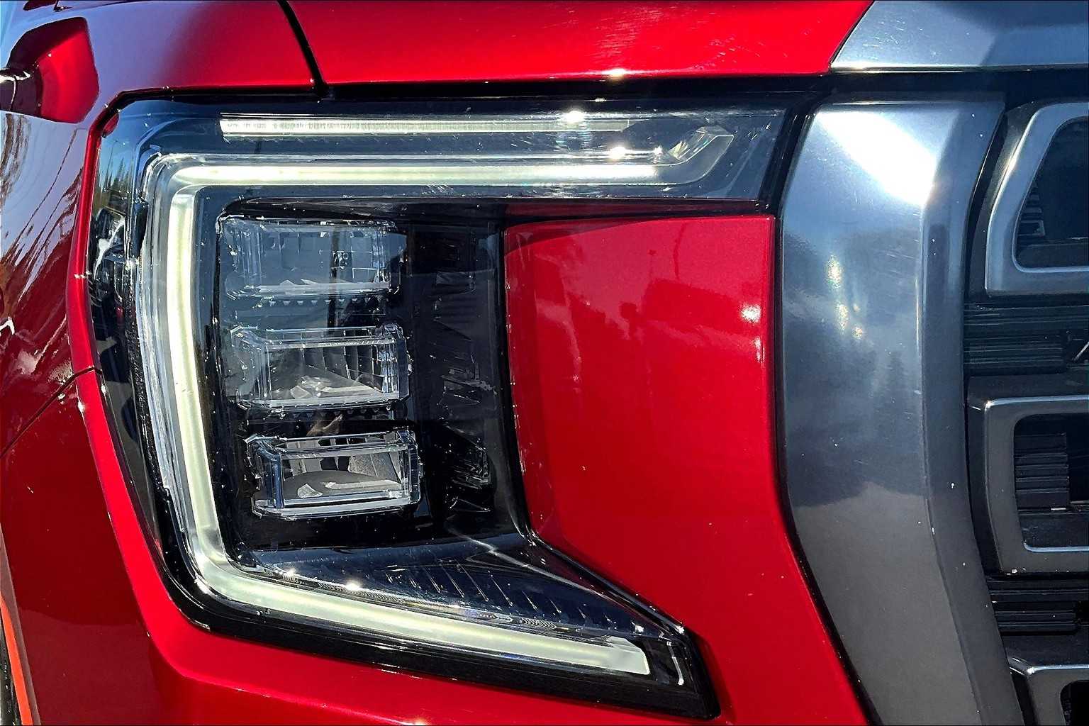 Thumbnail: 2022 GMC Yukon - 31