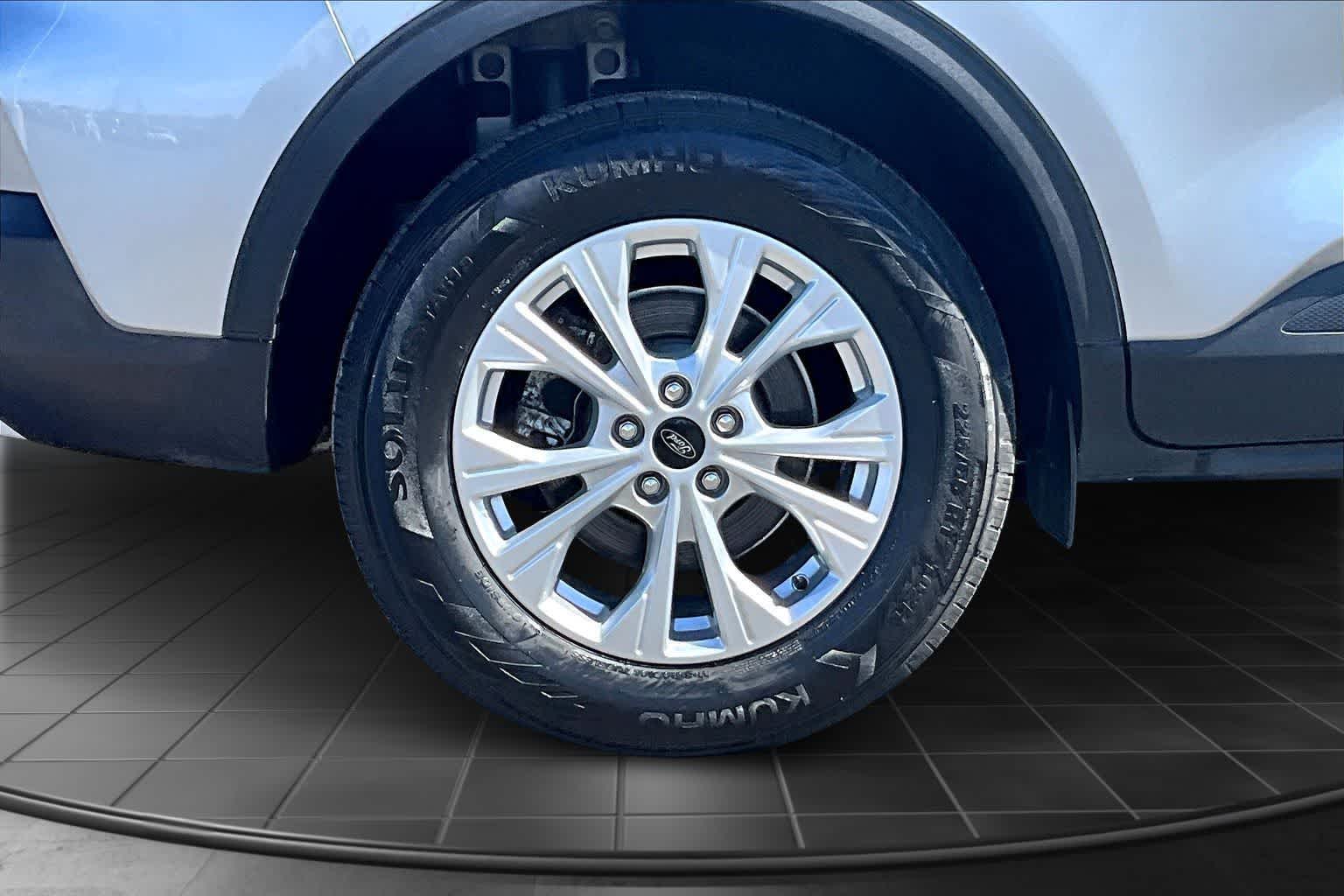 Thumbnail: 2024 Ford Escape - 36