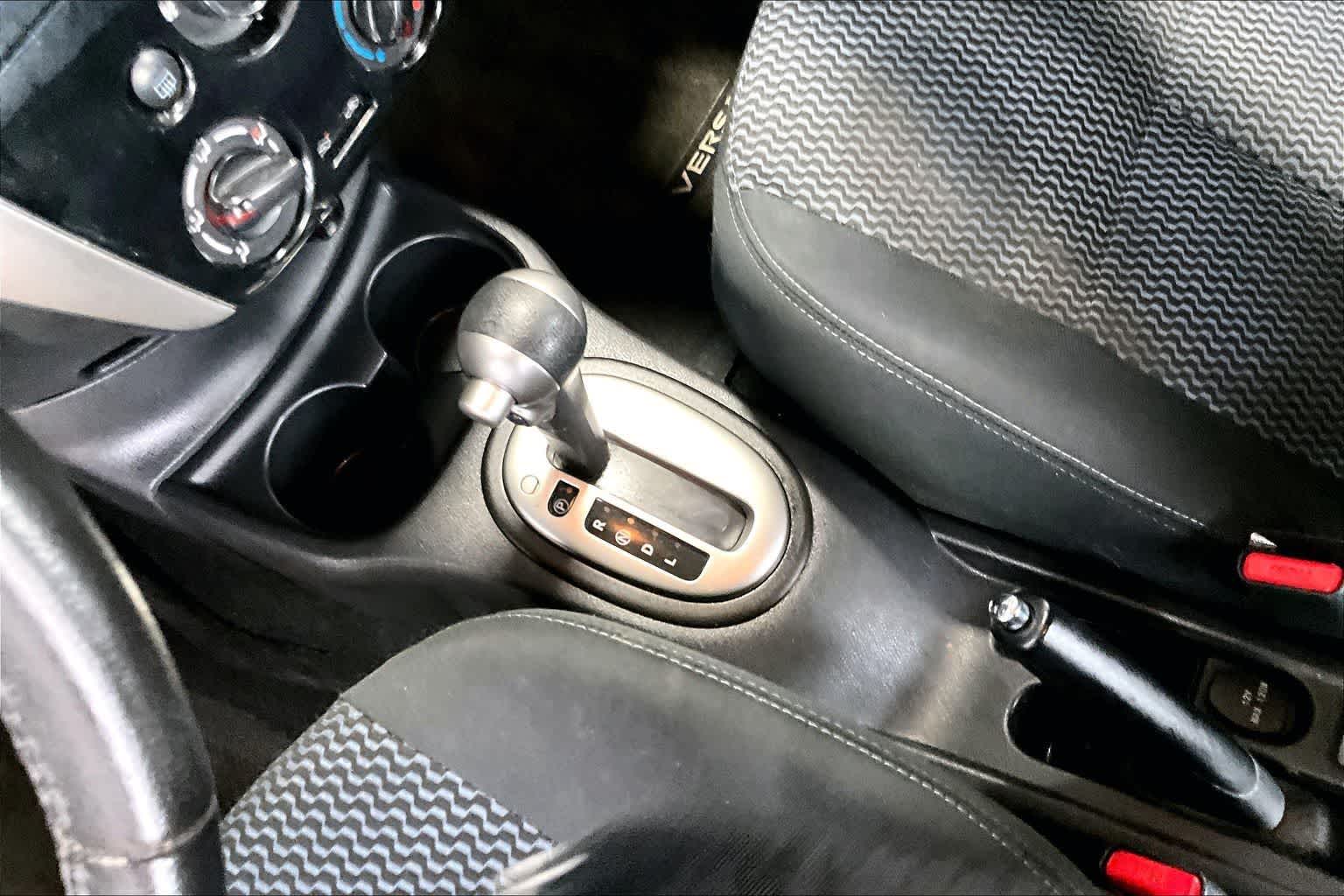 Thumbnail: 2015 Nissan Versa Note - 17