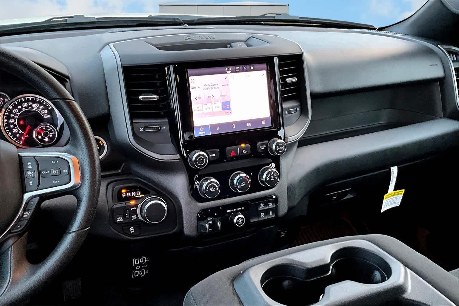 Thumbnail: 2025 RAM 1500 - 16