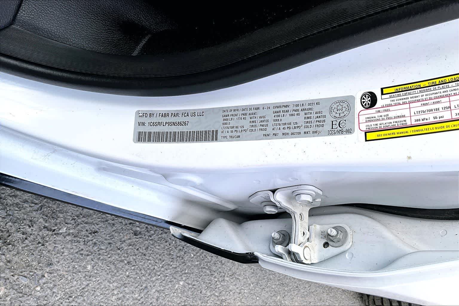 Thumbnail: 2025 RAM 1500 - 21