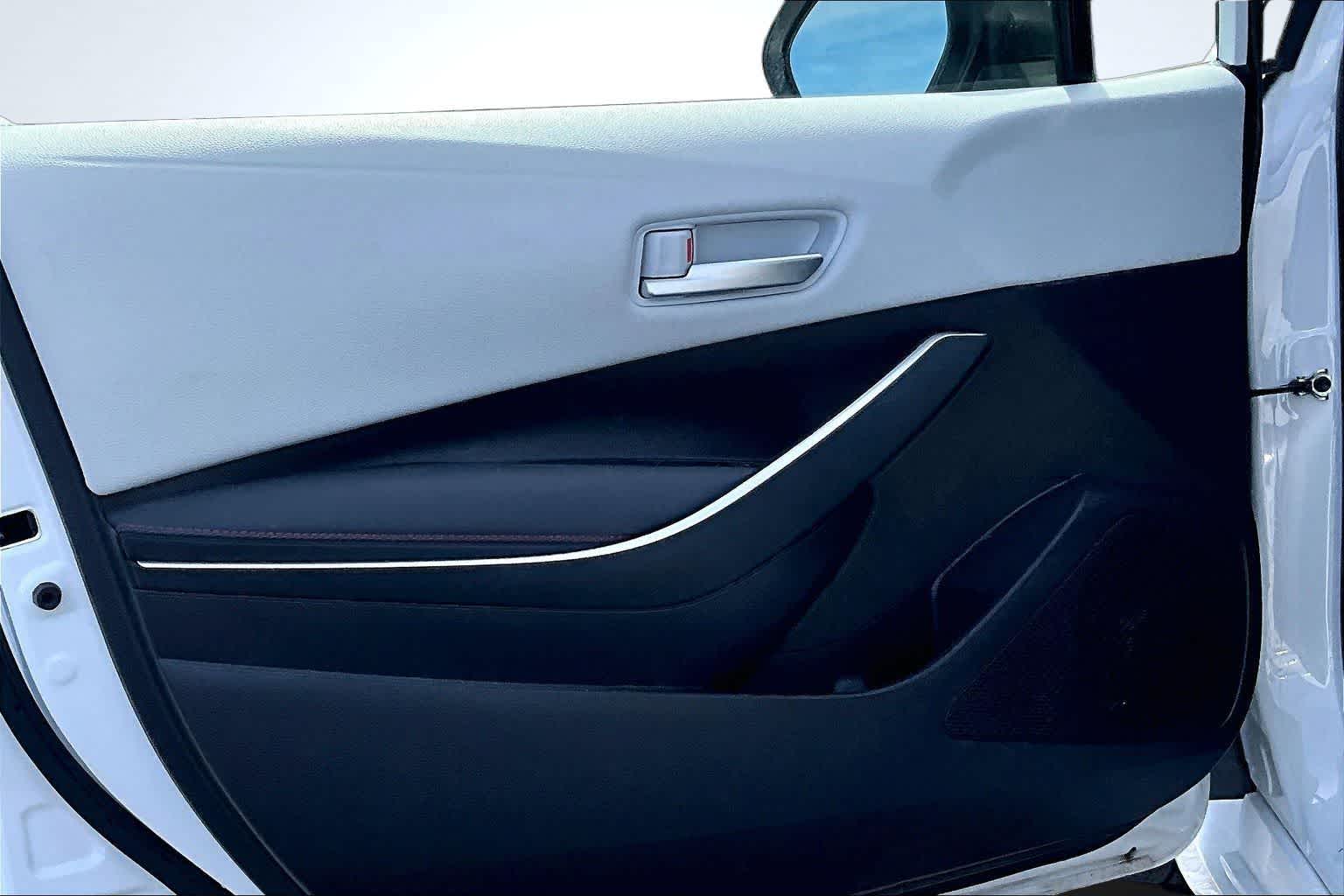 Thumbnail: 2025 Toyota Corolla - 28