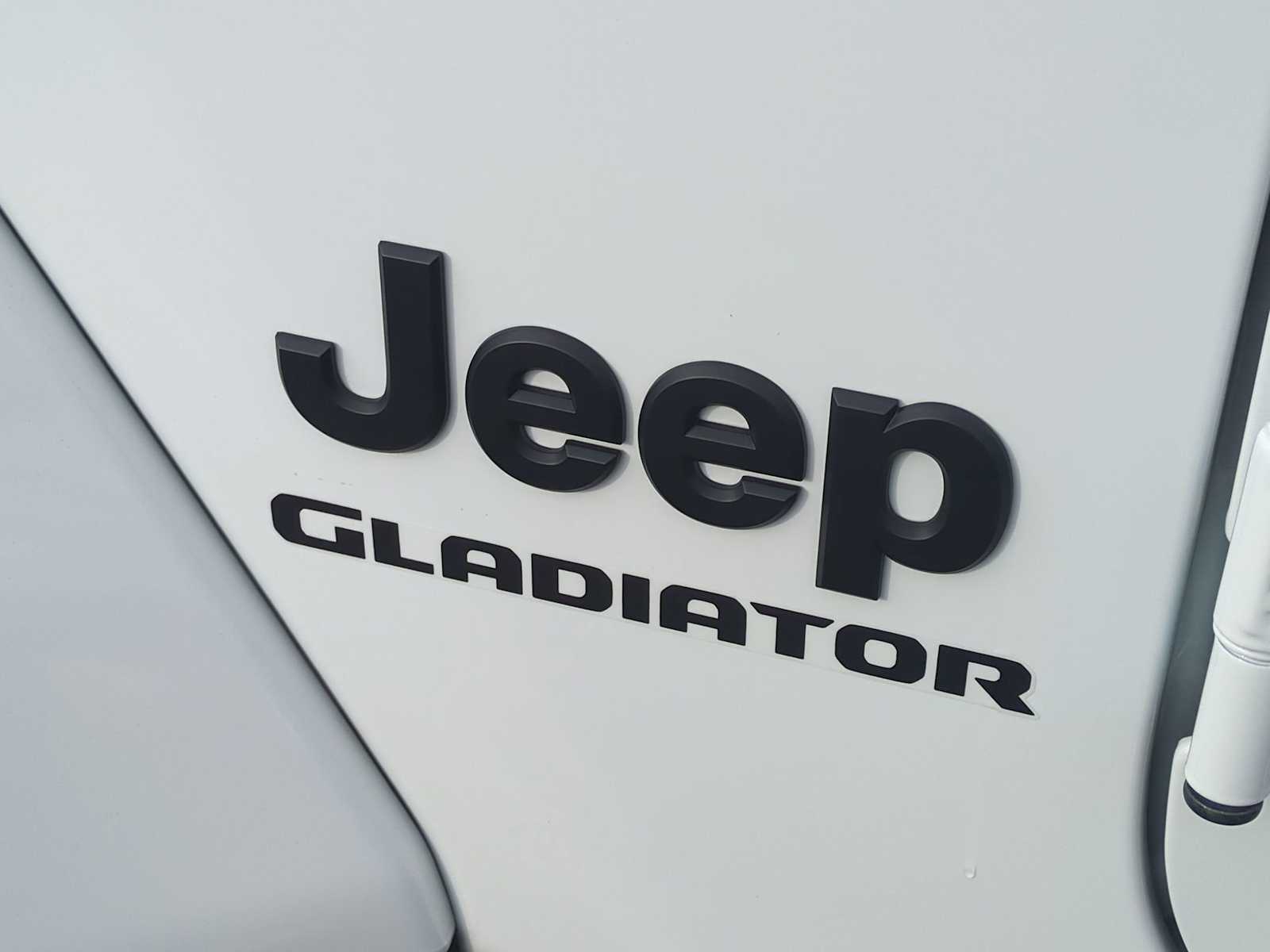 Thumbnail: 2023 Jeep Gladiator - 12