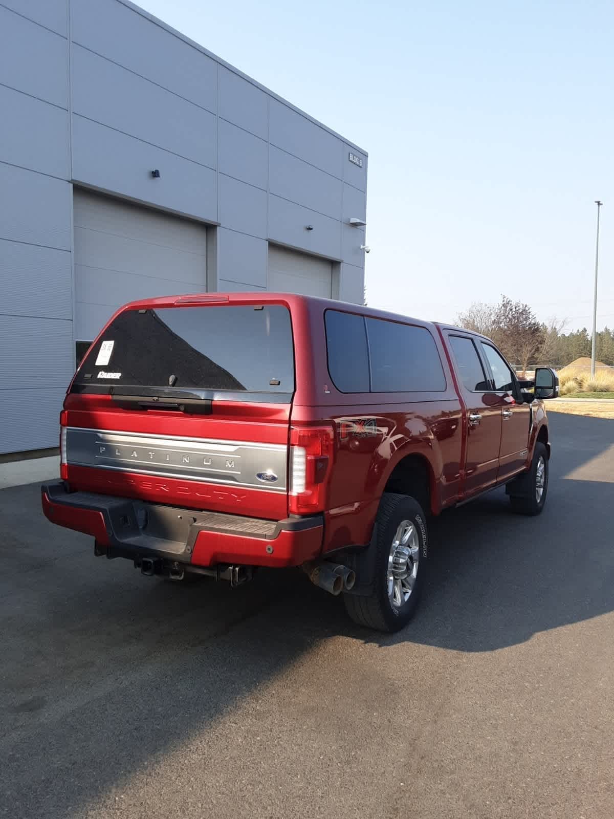 2017 Ford F-350 Platinum photo 4