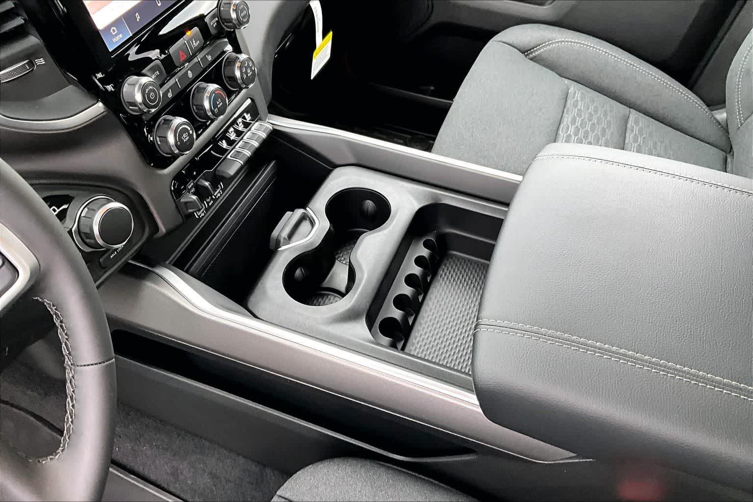 Thumbnail: 2026 RAM 1500 - 17