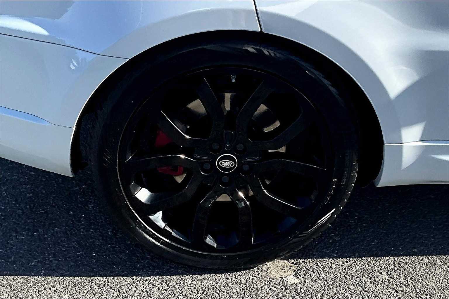 Thumbnail: 2020 Land Rover Range Rover Sport - 35