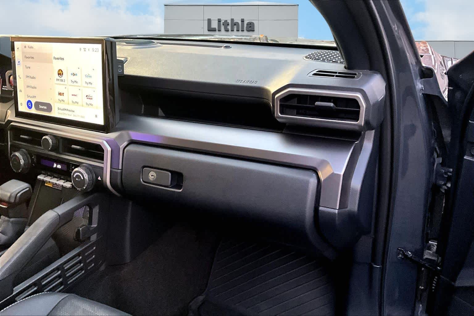 Thumbnail: 2025 Toyota 4Runner - 24