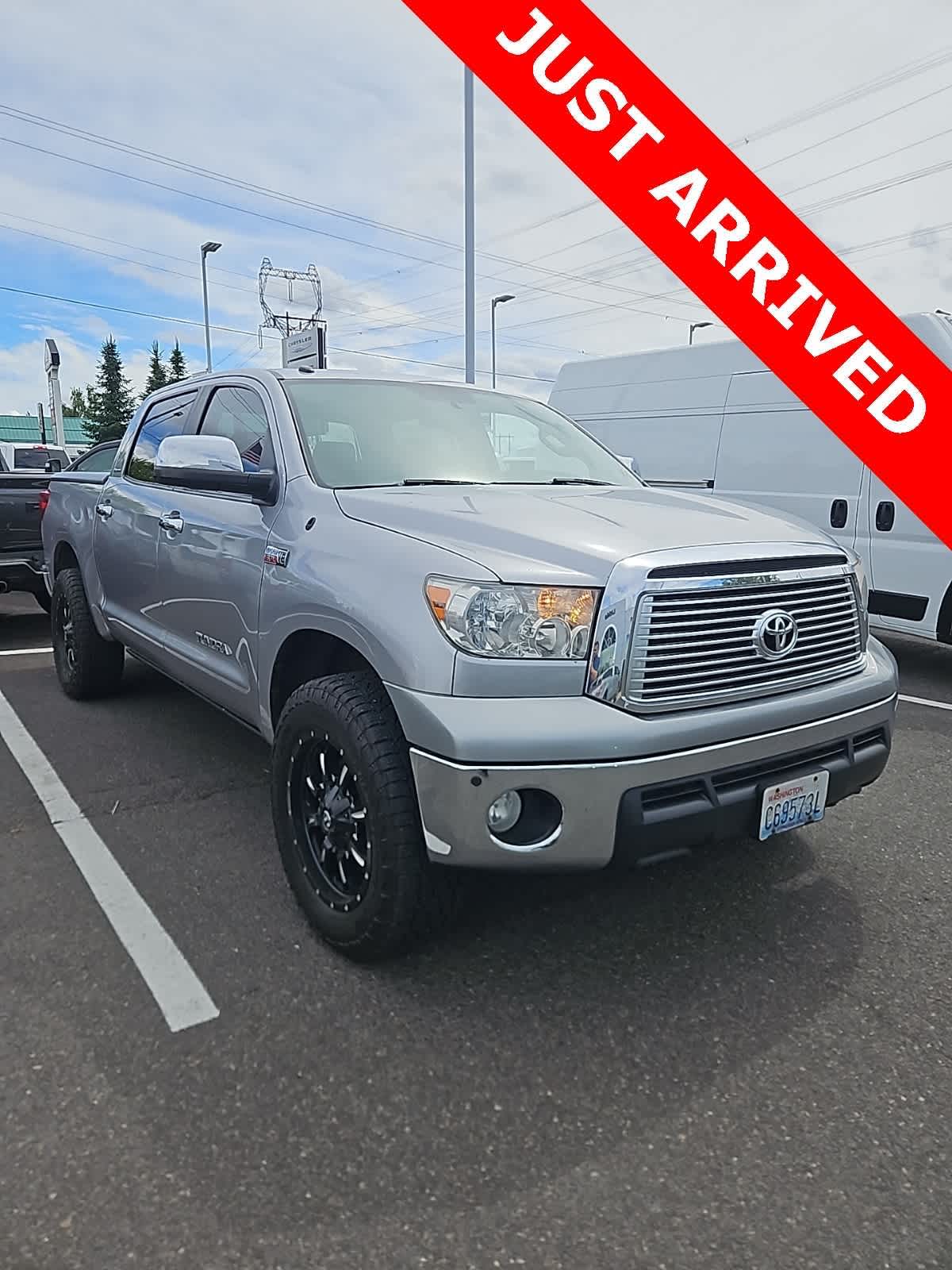 Thumbnail: 2010 Toyota Tundra - 3