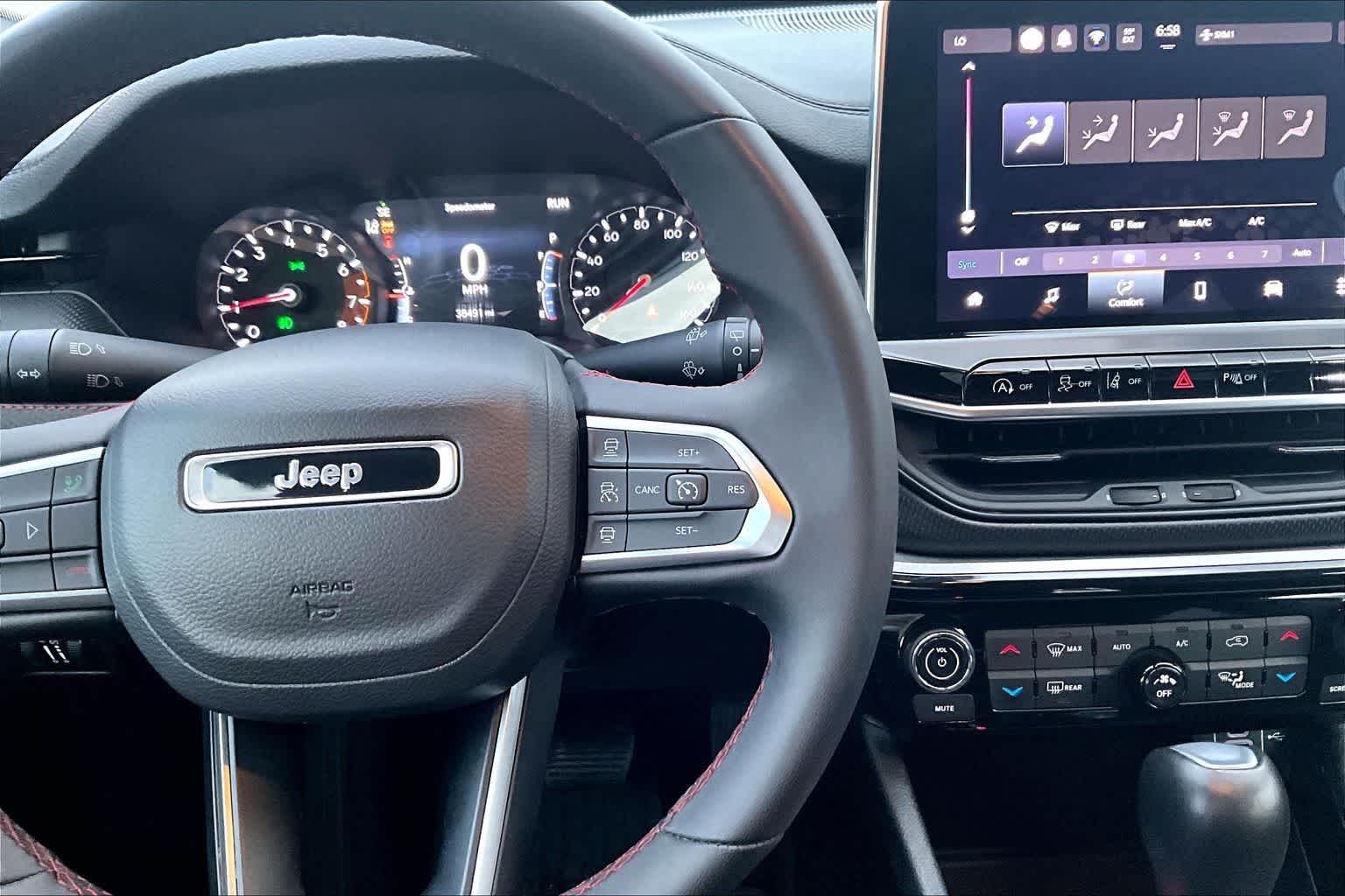 Thumbnail: 2024 Jeep Compass - 26