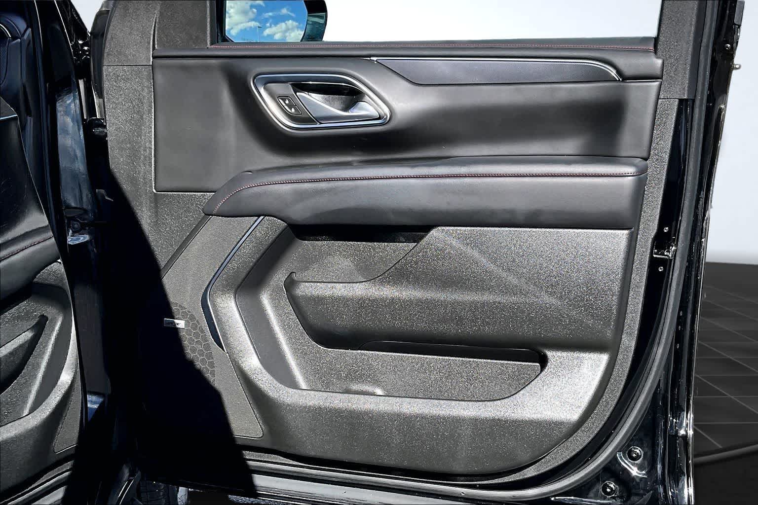 Thumbnail: 2024 Chevrolet Suburban - 29