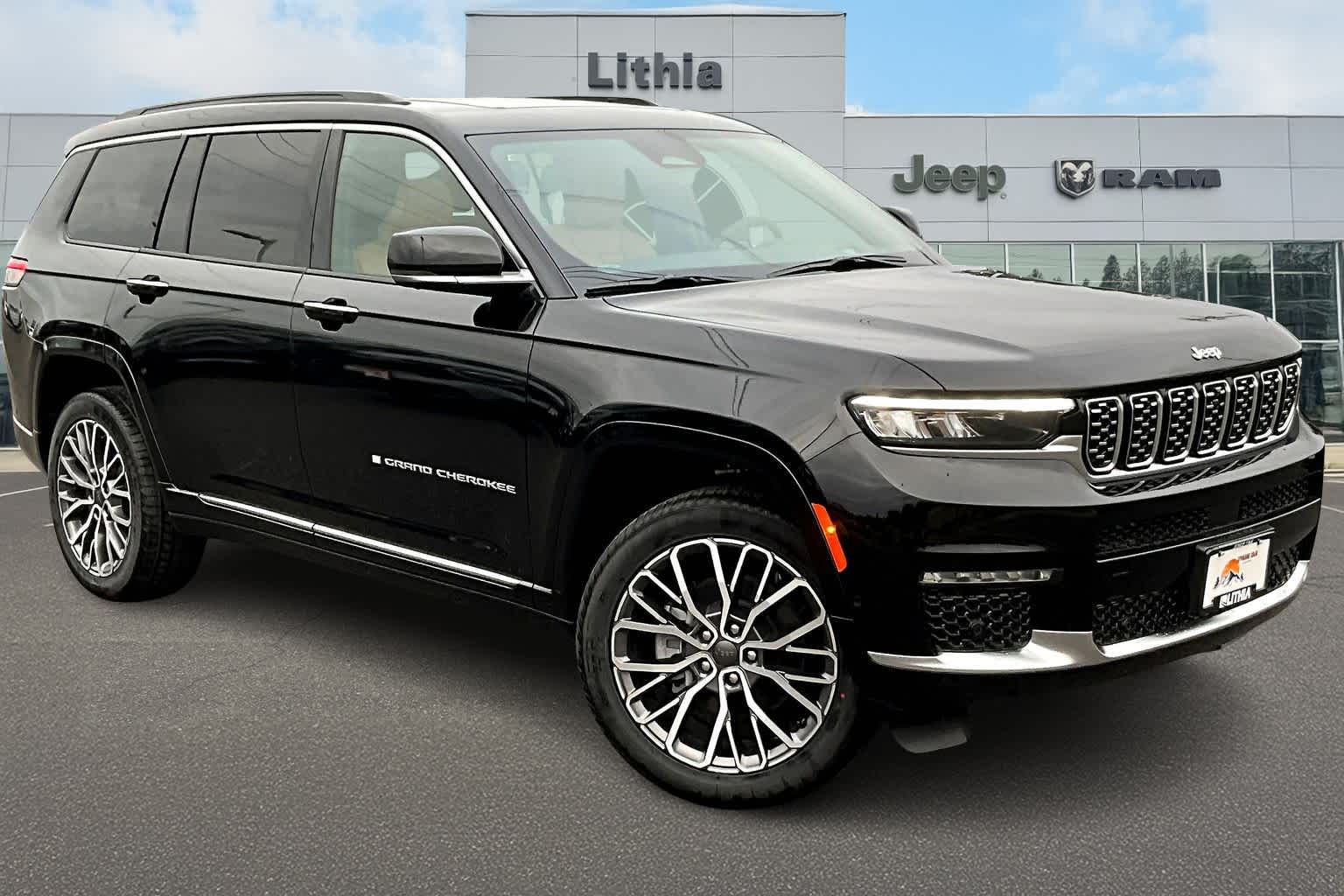 Thumbnail: 2025 Jeep Grand Cherokee L - 22