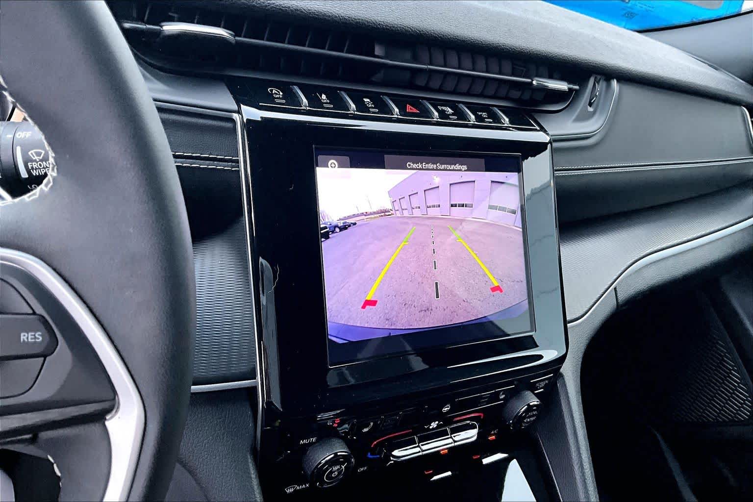 Thumbnail: 2024 Jeep Grand Cherokee - 27