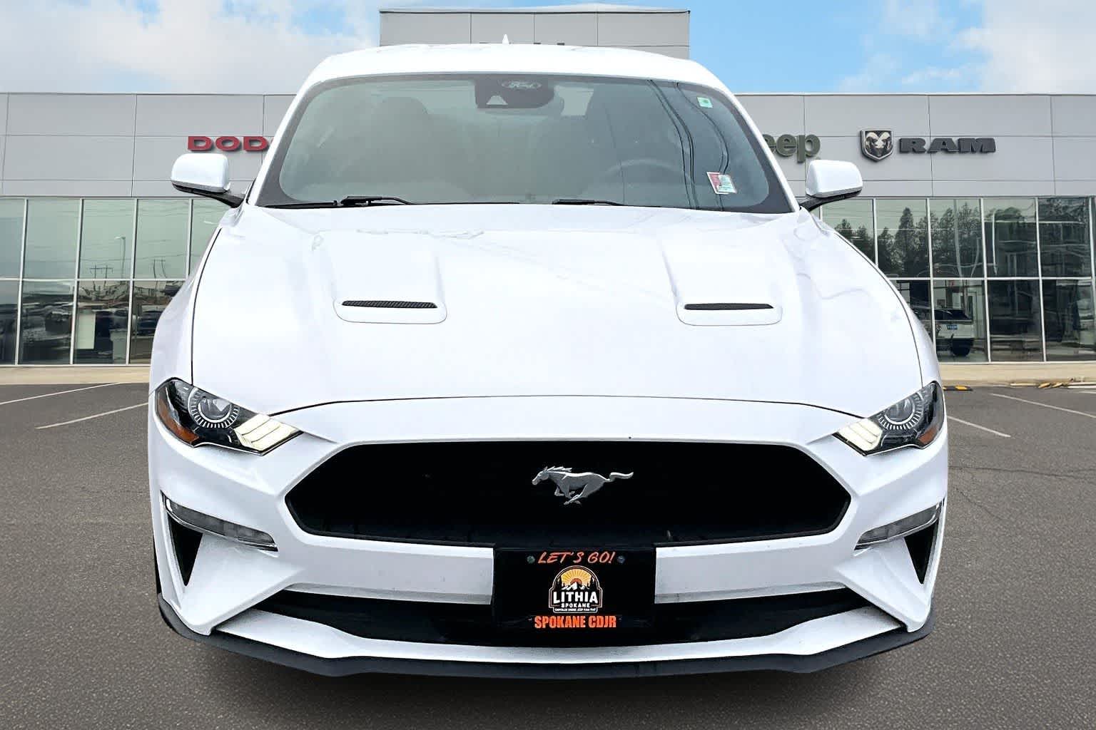 Thumbnail: 2022 Ford Mustang - 6