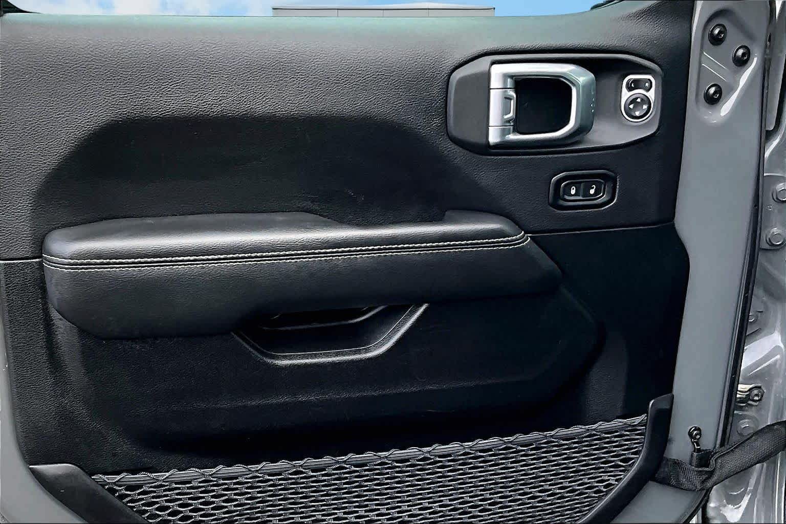 Thumbnail: 2023 Jeep Wrangler - 28