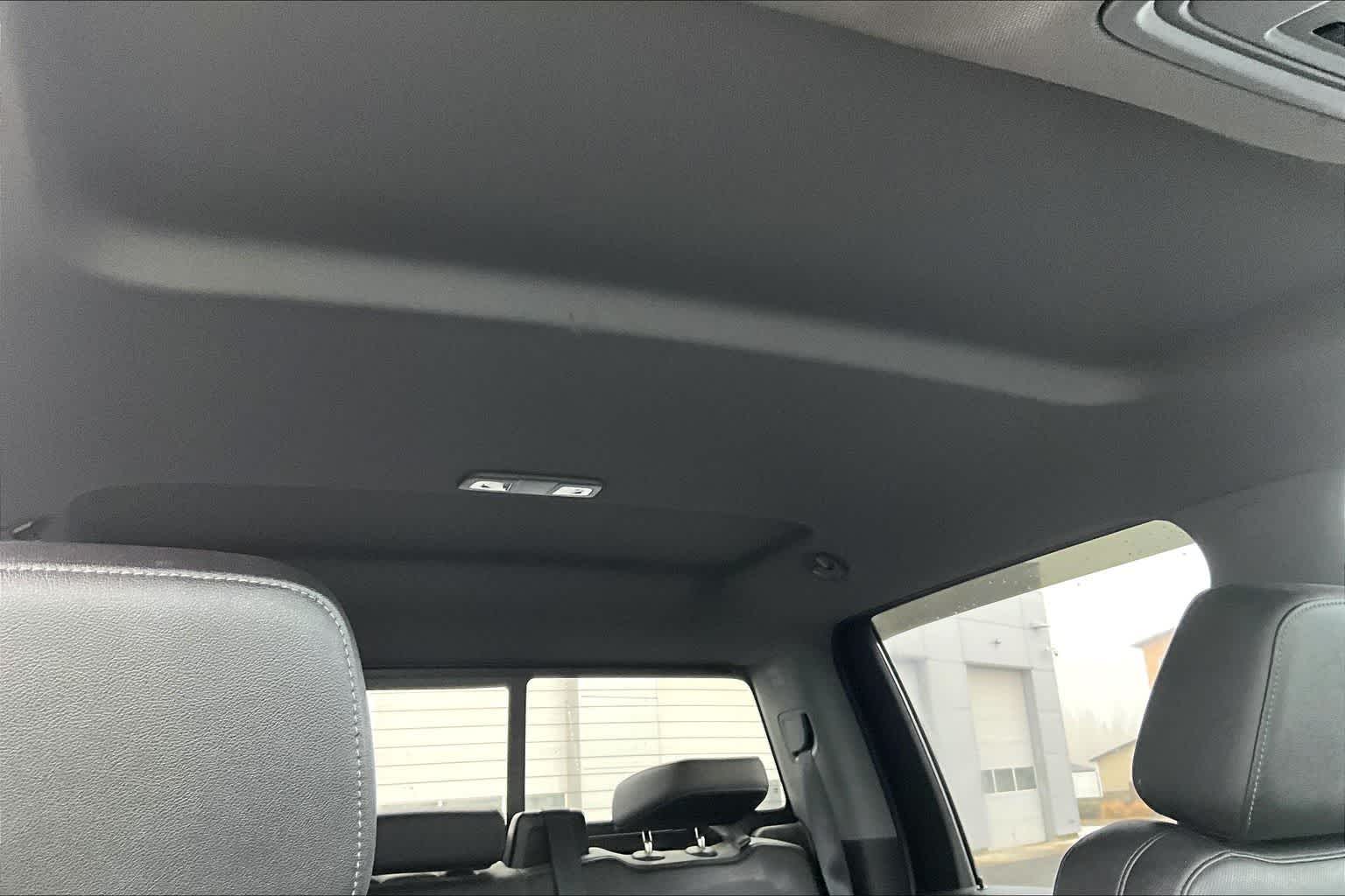 Thumbnail: 2022 Chevrolet Silverado 3500 - 30