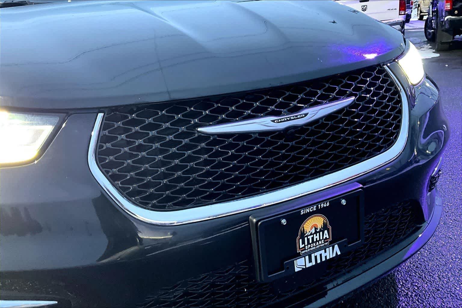 Thumbnail: 2024 Chrysler Pacifica - 33