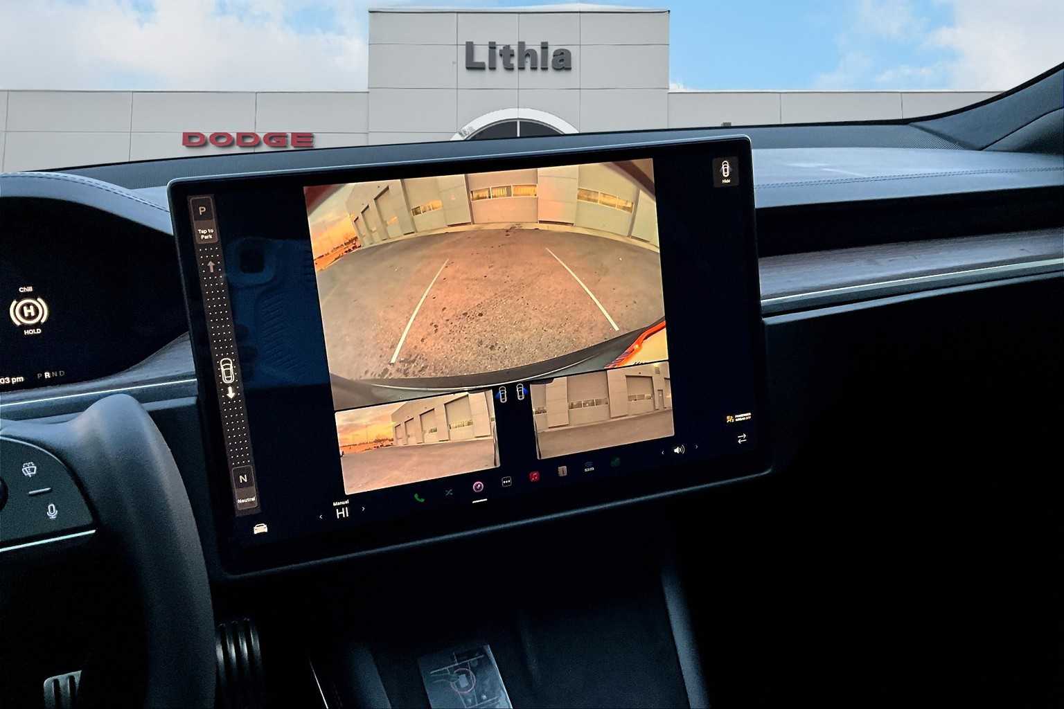 Thumbnail: 2022 Tesla Model S - 27