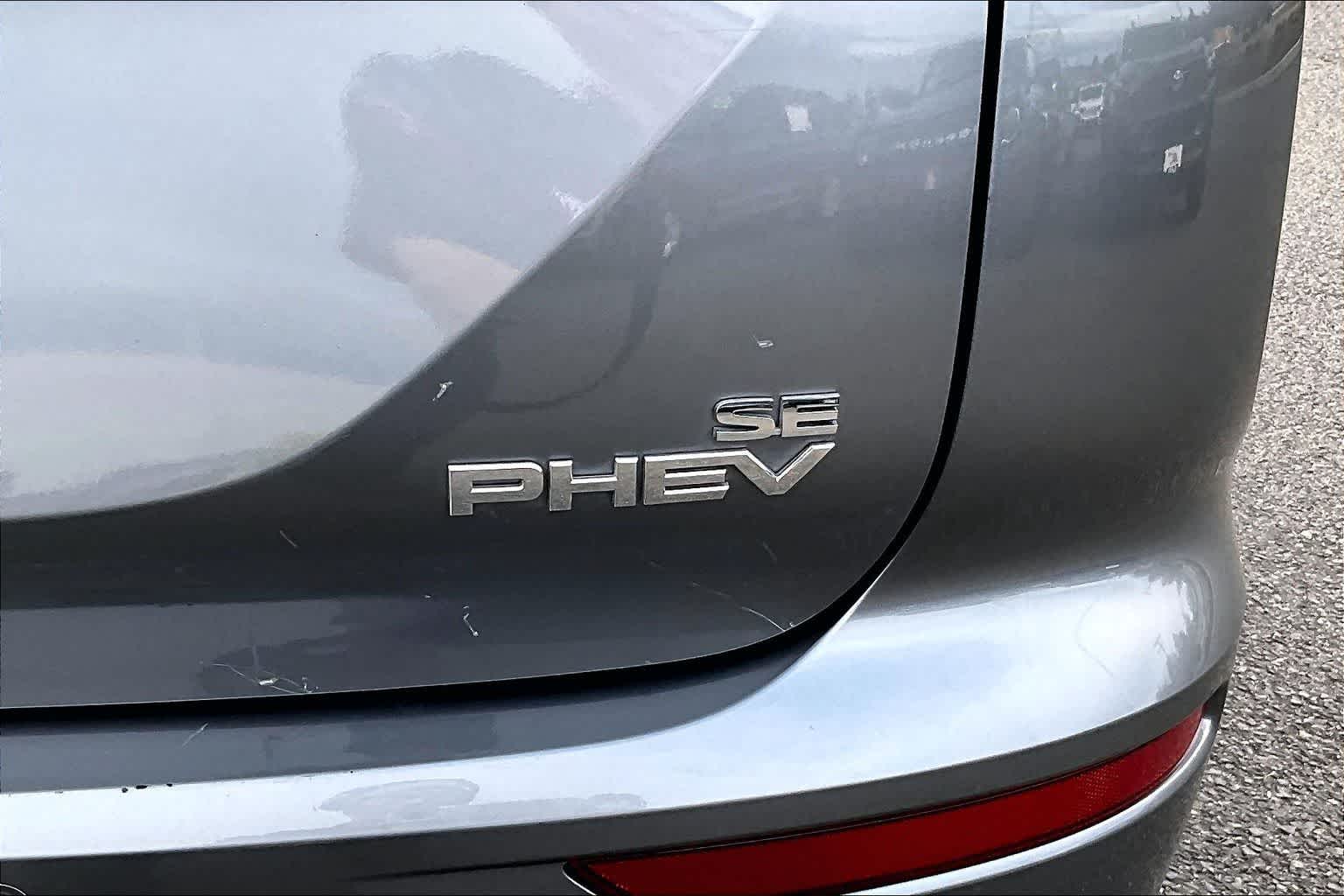 Thumbnail: 2023 Mitsubishi Outlander - 7