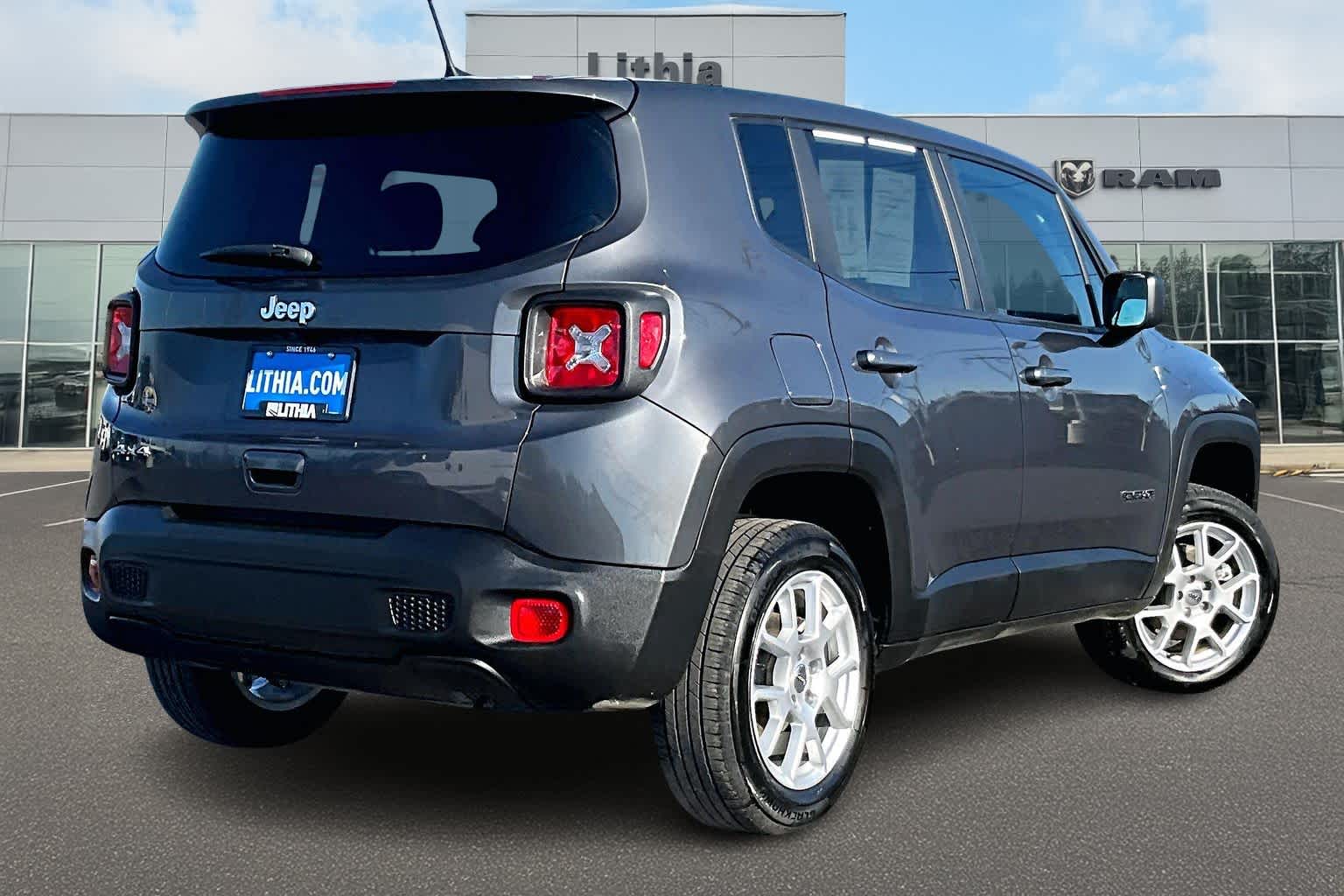 Thumbnail: 2023 Jeep Renegade - 23